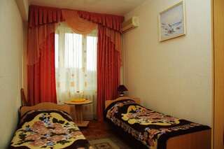 Гостиница Якорь Анапа Стандартный двухместный номер с 2 отдельными кроватями-2