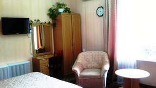 Гостиница Якорь Анапа Двухместный номер с 1 кроватью и собственной ванной комнатой-3