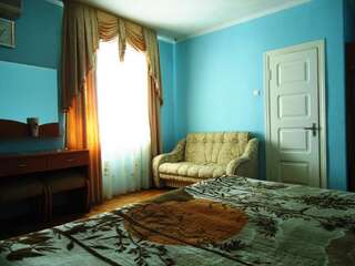 Гостиница Якорь Анапа Двухместный номер с 1 кроватью и собственной ванной комнатой-4