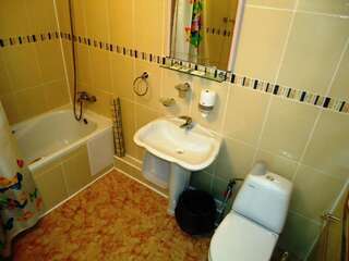 Гостиница Якорь Анапа Двухместный номер с 1 кроватью и собственной ванной комнатой-6
