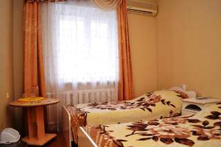 Гостиница Якорь Анапа Стандартный двухместный номер с 2 отдельными кроватями-1